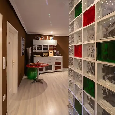 Pop Gallery